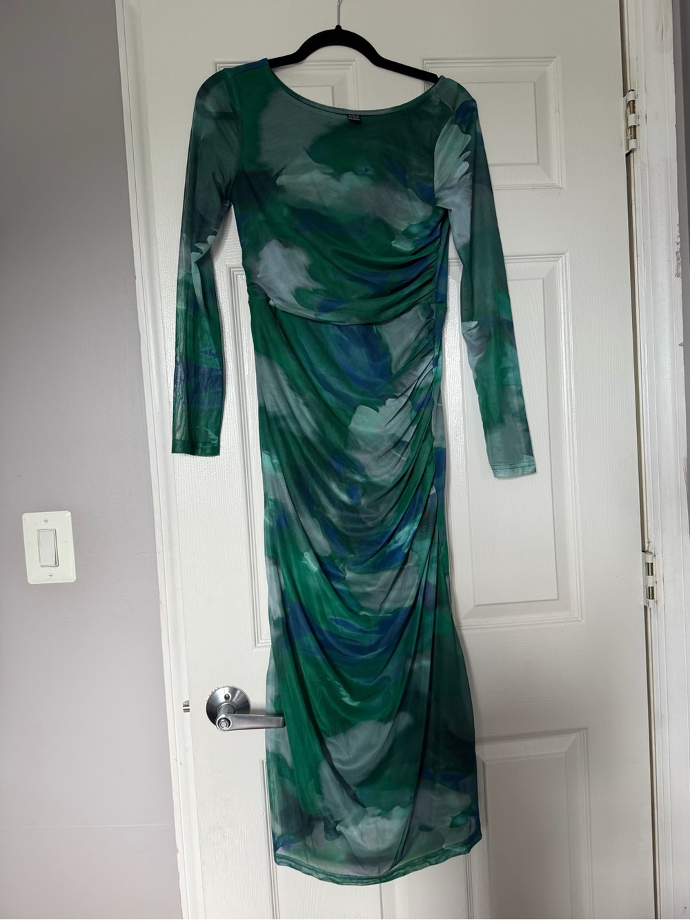 SHEIN Green & Blue Printed Ruched Long Sleeve Midi Dress